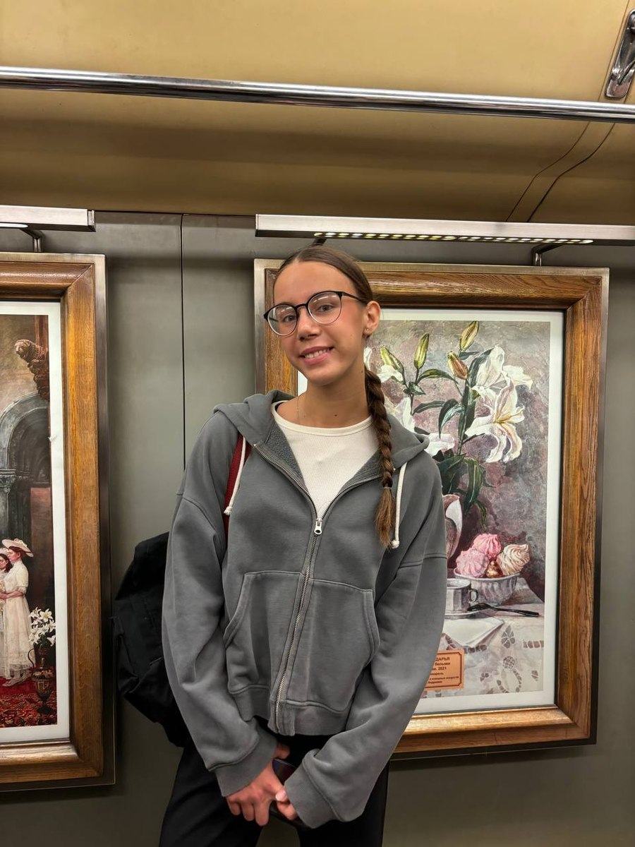 Mariia Miroshnik at an art exhibition